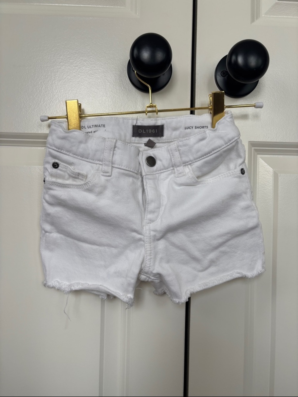 DL1961 White Lucy Frayed-Hem Denim Shorts